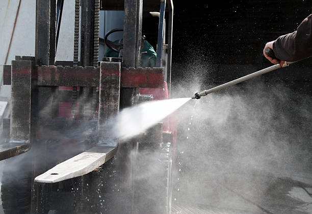 Best Sidewalk Pressure Washing  in Reisterstown, MD